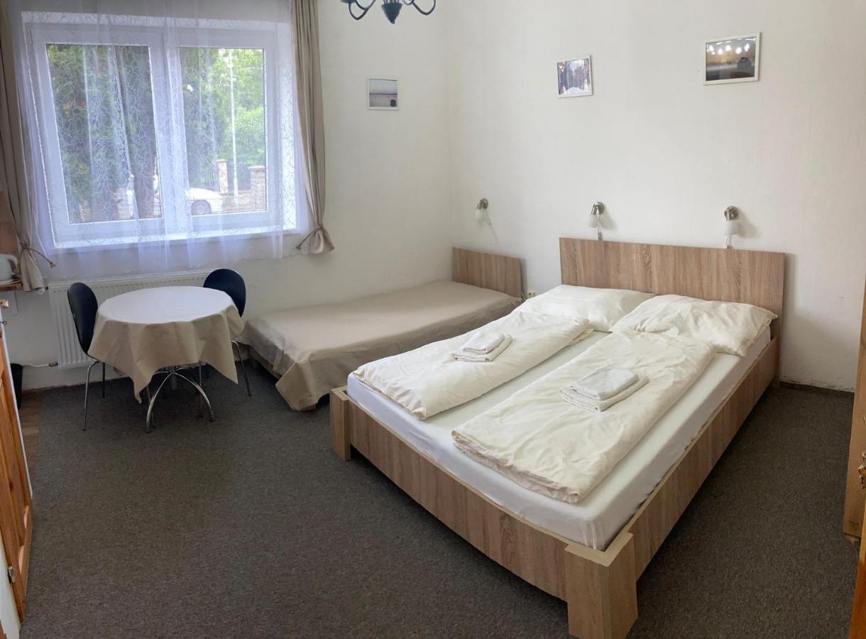 Penzion U Thuje Třeboň Eksteriør billede